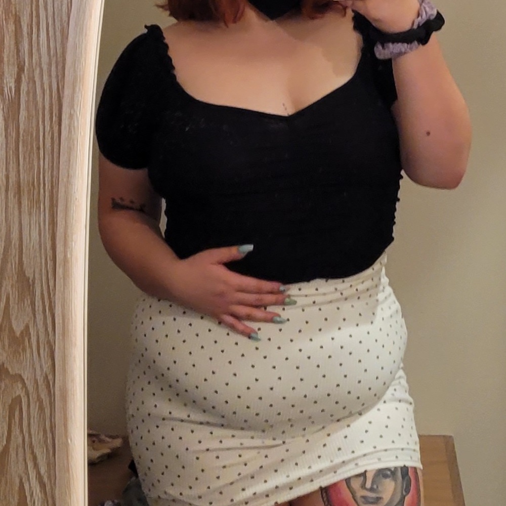 Altar’d State Cropped Black Scrunch Top M